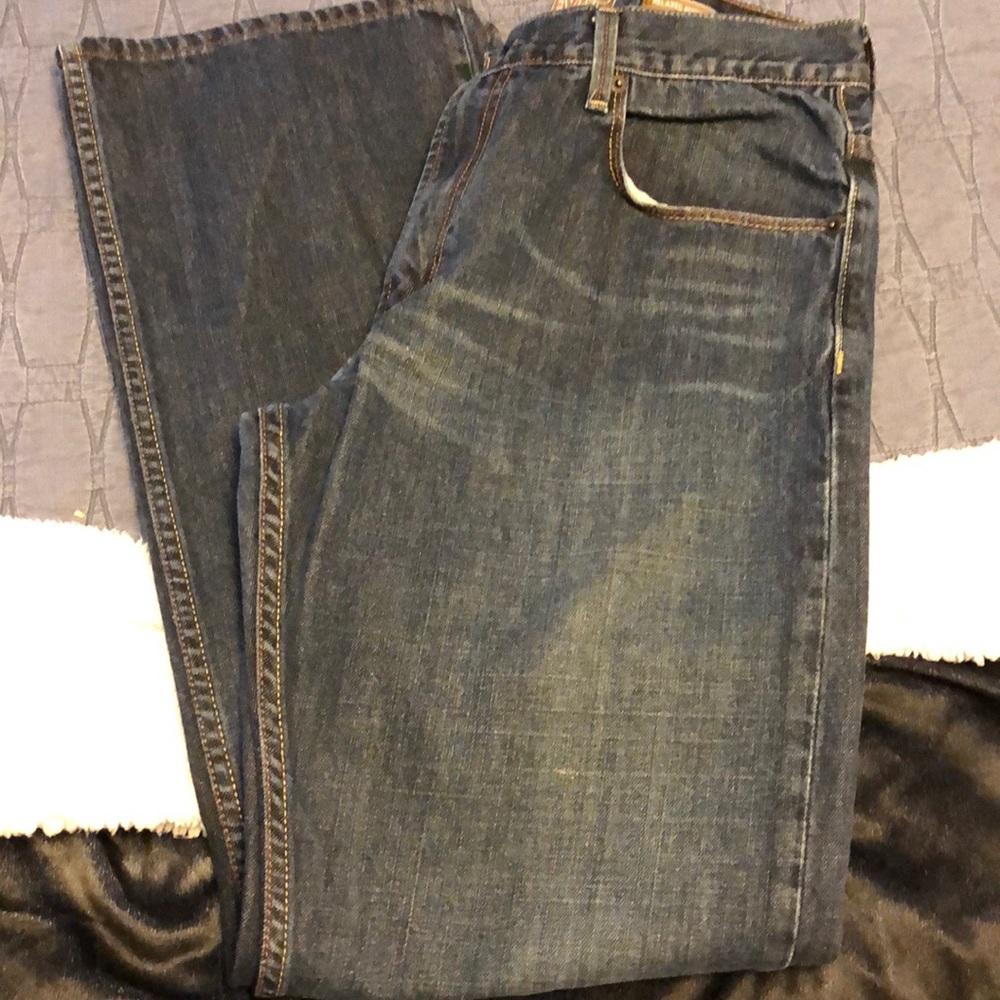 Levi jeans